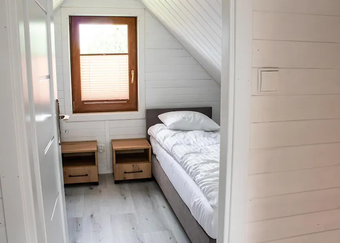 Nyaraló Cicha Przystan W Jezierzanach