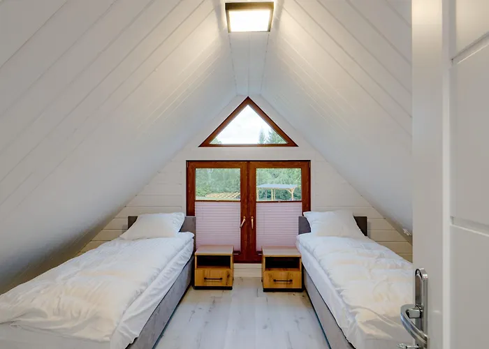 Cicha Przystan W Jezierzanach * Jarosławiec